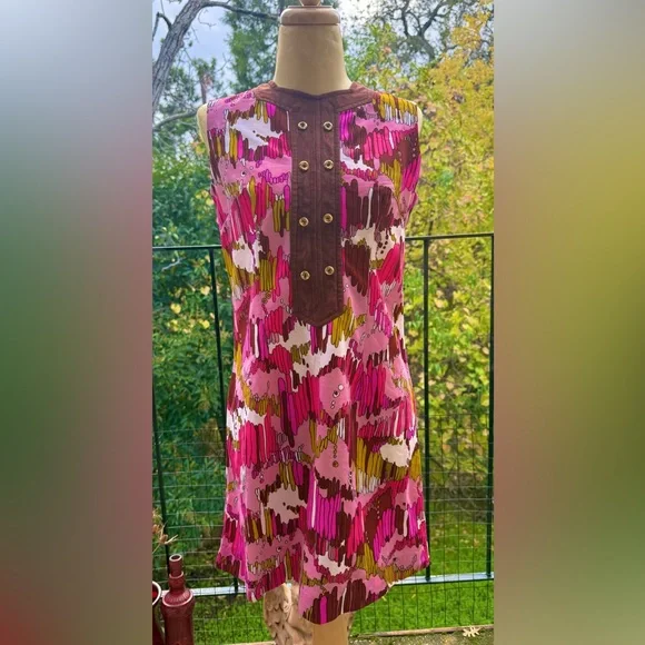 Vintage Pink and Brown 1960’s Mini Dress - Picture 3 of 7